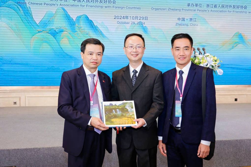 anh tin bai